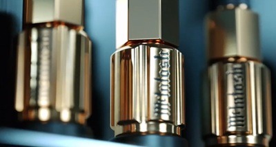 McIntosh Solid Cinch hangszóró kimenet csatlakozó